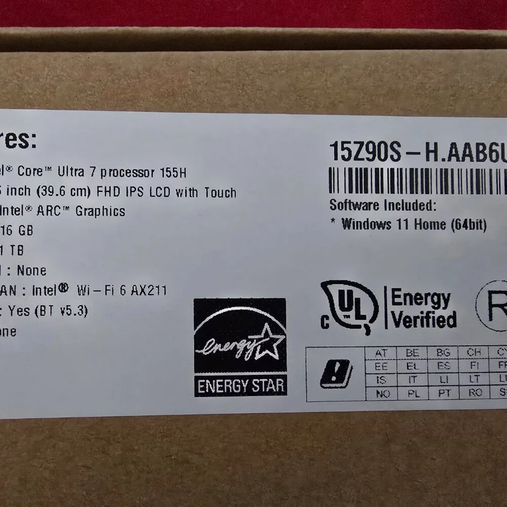 New LG gram 15.7 inch laptop